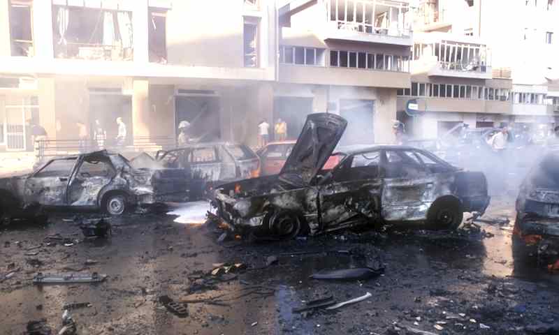 La scena dell'attentato mafioso del 19 luglio 1992 a Palermo in cui morirono il giudice Paolo Borsellino e i suoi agenti di scorta, Agostino Catalano, Emanuela Loi, Vincenzo Li Muli, Walter Eddie Cosina e Claudio Traina.
