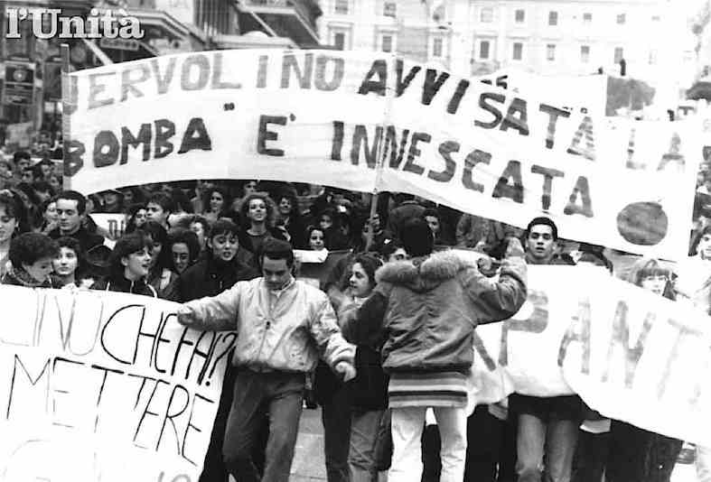 Manifestazione studentesca del dicembre 1993 contro la riforma Jervolino
